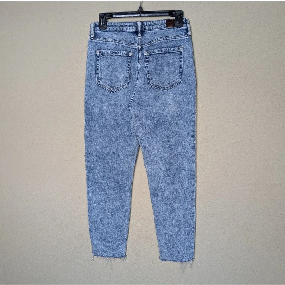 Hollister high rise